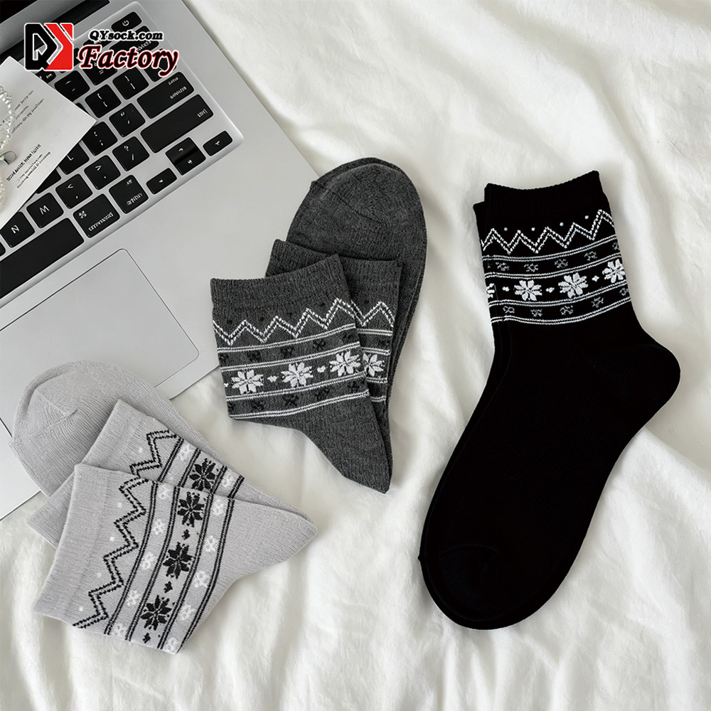 ԭ������＾��������Ů�ﶬ���Ѷ���ѩ��Ů��Ͳ���Լ�ٴ�ѧԺ��