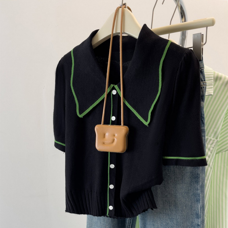 Retro knitted summer sweater