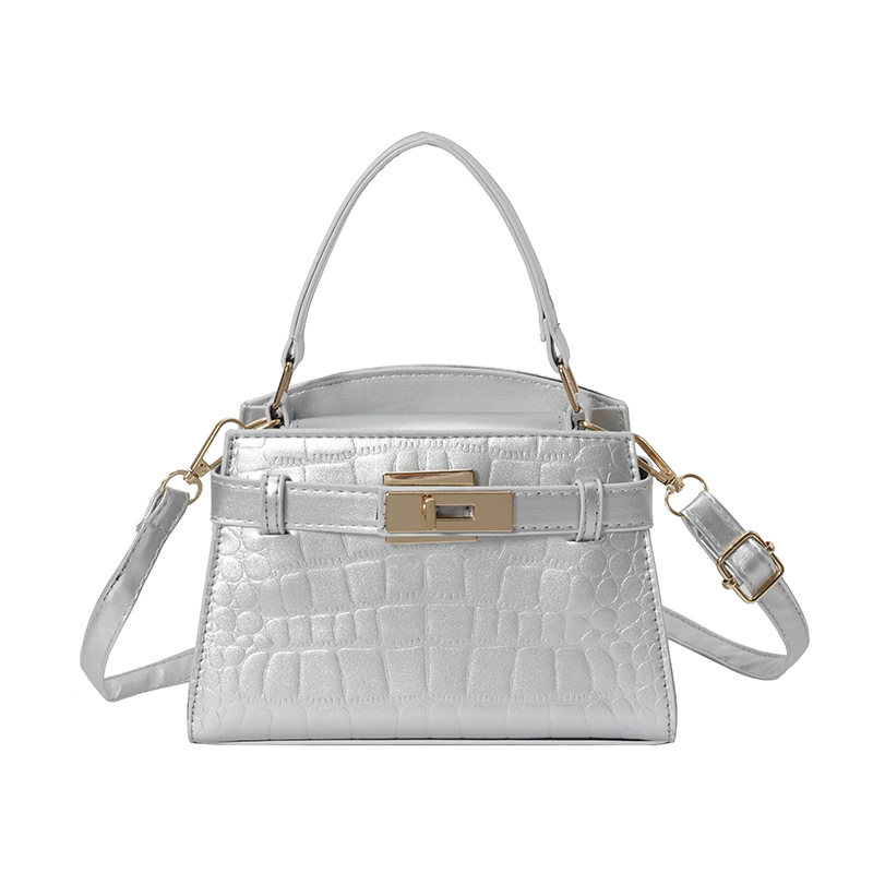 Bolso de mano de nicho de sentido de alta gama para mujer 2025 nuevo bolso de mensajero de un solo hombro simple de verano bolso Kylie de viajero salvaje