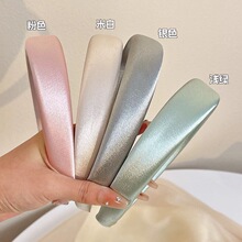 ����ɫ����г��淢����Լ�ٴ��­������ͷ������������Ů����