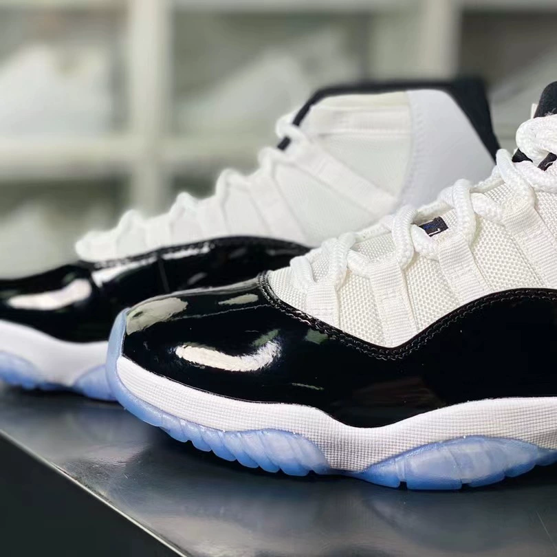 √weiqin Putian Pure Original High-version Aj11 High Bang Kang Kuang Black Silver Men and Women Sports and Leisure Anti-slip and Wear Resistant