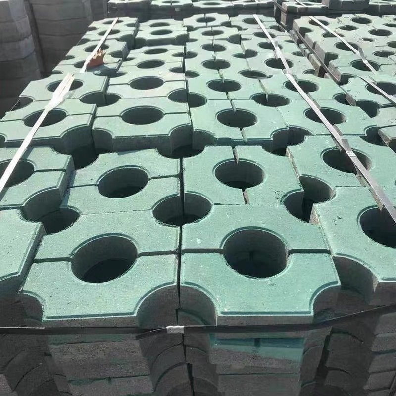 内蒙古呼伦贝尔五孔砖中孔砖圆孔中空砖植草砖停车位砖透水砖广场