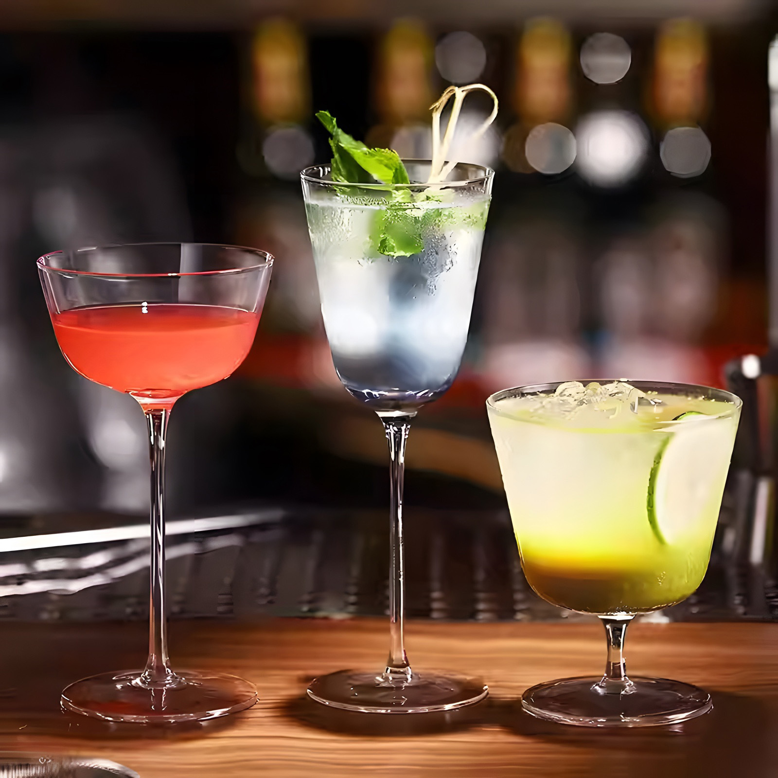 Taza de cóctel de cristal creativa personalidad bar Martini margarita taza de postre de champaña de pies altos