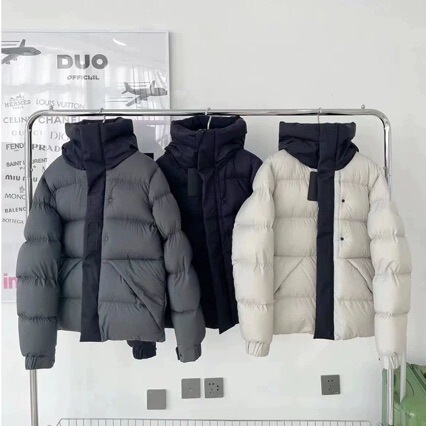 2026 Winter New Black Warrior Thickened Hooded Short White Goose down Jacket for Men and Women Couples, Warm Coat
