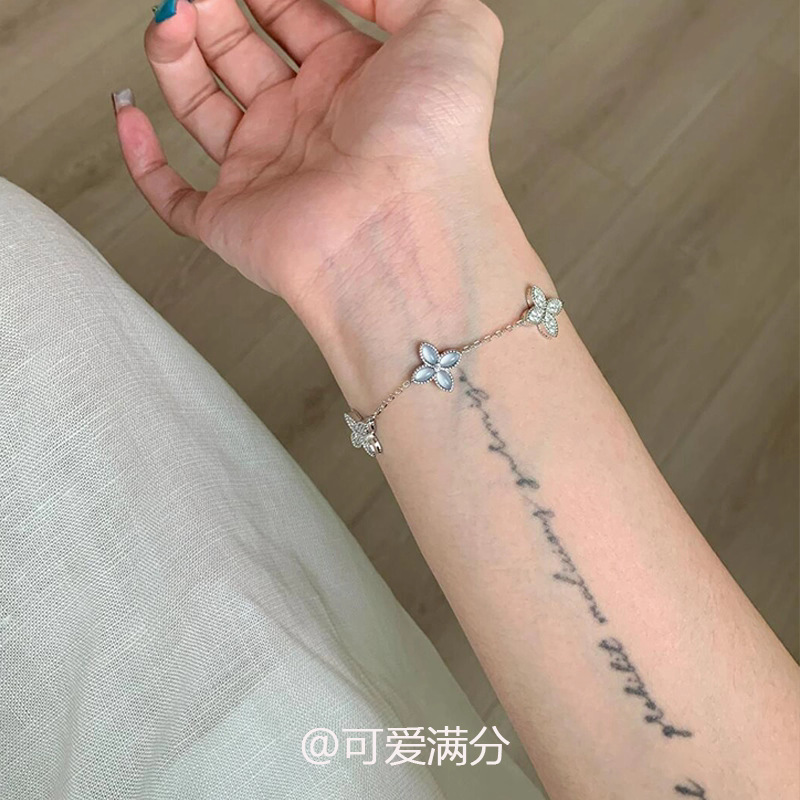 韩系冷淡风蓝色四叶草手链时尚精致轻奢风手串个性小众百搭手饰女|undefined