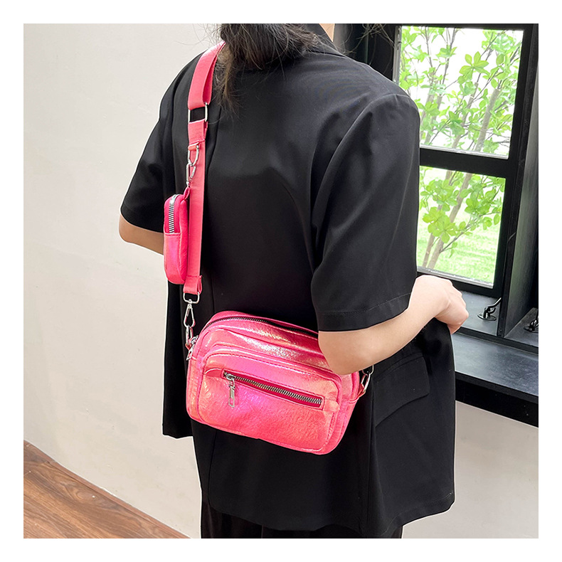 Women's Small Pu Leather Solid Color Vintage Style Classic Style Square Zipper Shoulder Bag display picture 6