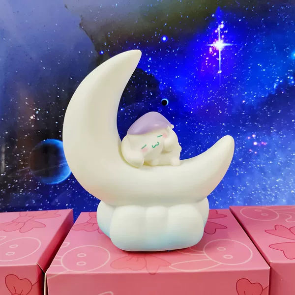 Moon Jade Cinnamon Dog [About 14CM high]