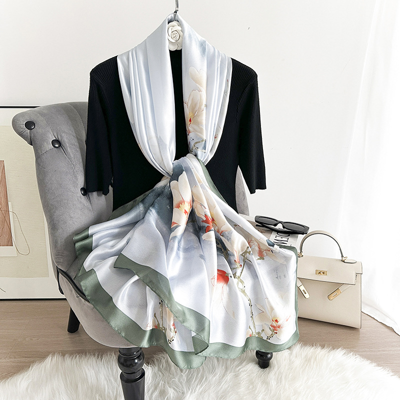 Nueva bufanda de seda para mujer nueva bufanda de playa con chal de satén de seda fina bufanda de viaje decoración de moda bufanda de seda de imitación de todo fósforo