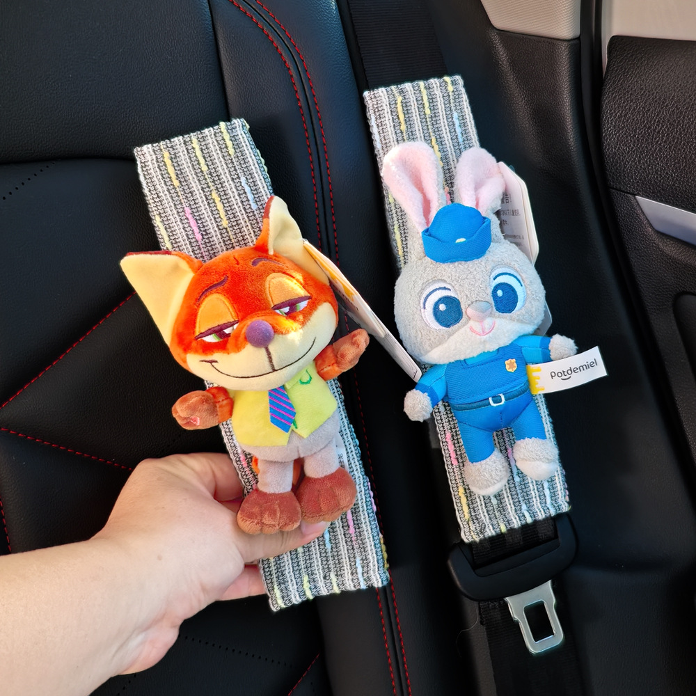 Protector de cinturón de seguridad de peluche para coche