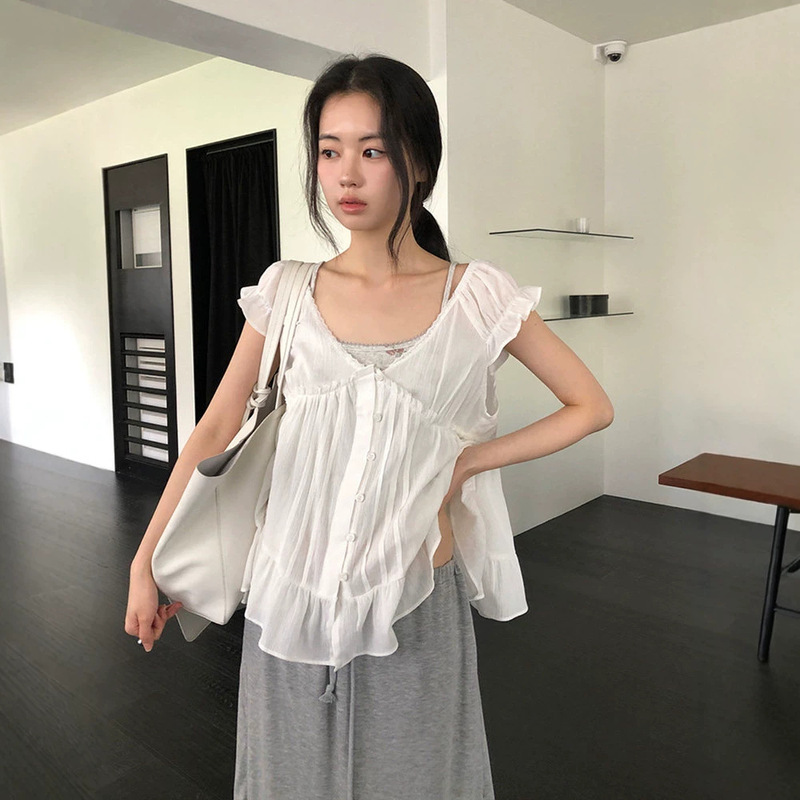 Korean Designer Baby Jiang's Same Style Lace V-Neck Short-Sleeve Shirt, Korean-Style Women's Lightweight Semi-Sheer Layered Top Korean Designer Baby Jiang's Same Style Lace V-Neck Short-Sleeve Shirt, Korean-Style Women's Lightweight Semi-Sheer Layered Top