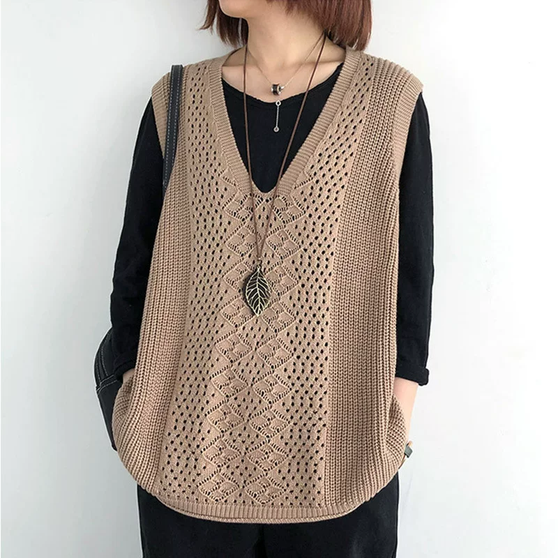 Knitted spring thin retro vest sleevless, oversize, V-neckline