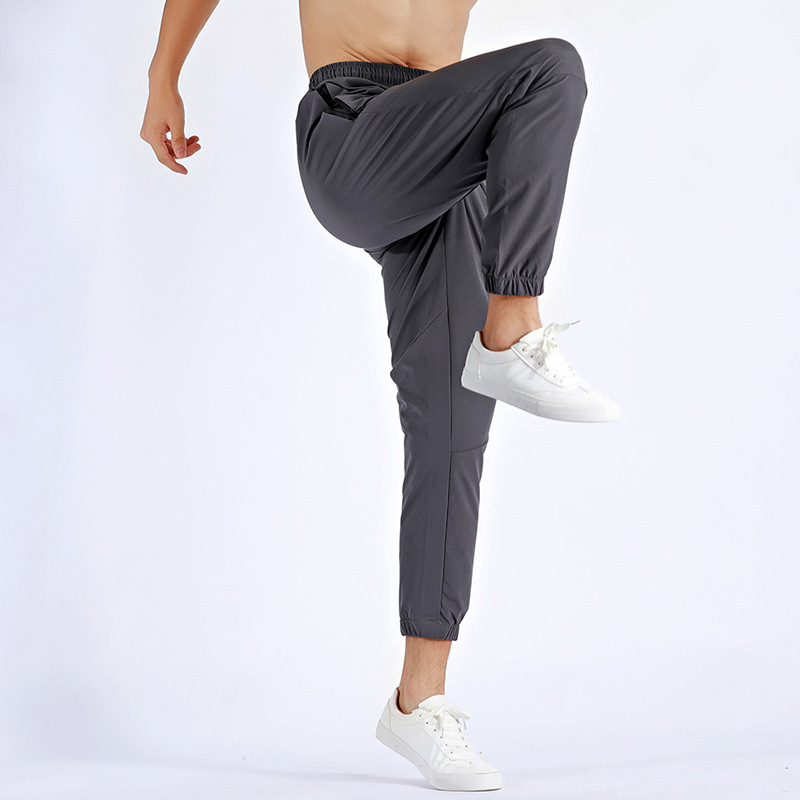 Pantalones casuales deportivos para hombres pantalones de seda de hielo para correr entrenamiento físico pantalones atados al tobillo pantalones de secado rápido transpirable Pantalones deportivos para hombres verano transfronterizo