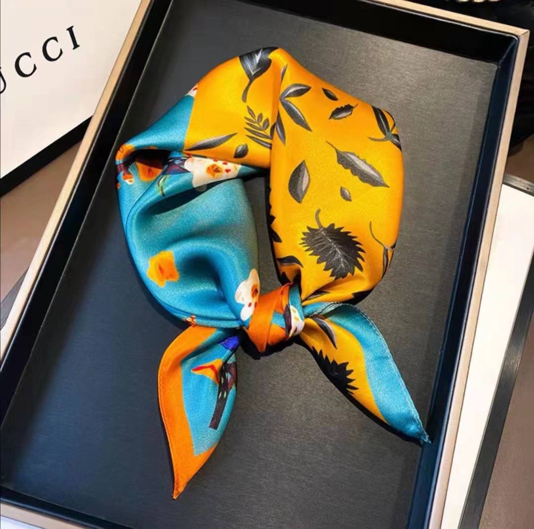 Verano nuevos productos de moda versátil delgado regalo bufandas de seda 70 bufandas cuadradas bufandas de seda bufandas decorativas bufandas bufandas para la madre al por mayor