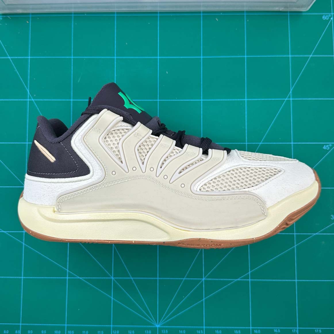 Zapatillas de Baloncesto KD18 de Cuero y Caucho Antideslizante Amortiguador para Suelo y Césped image 9