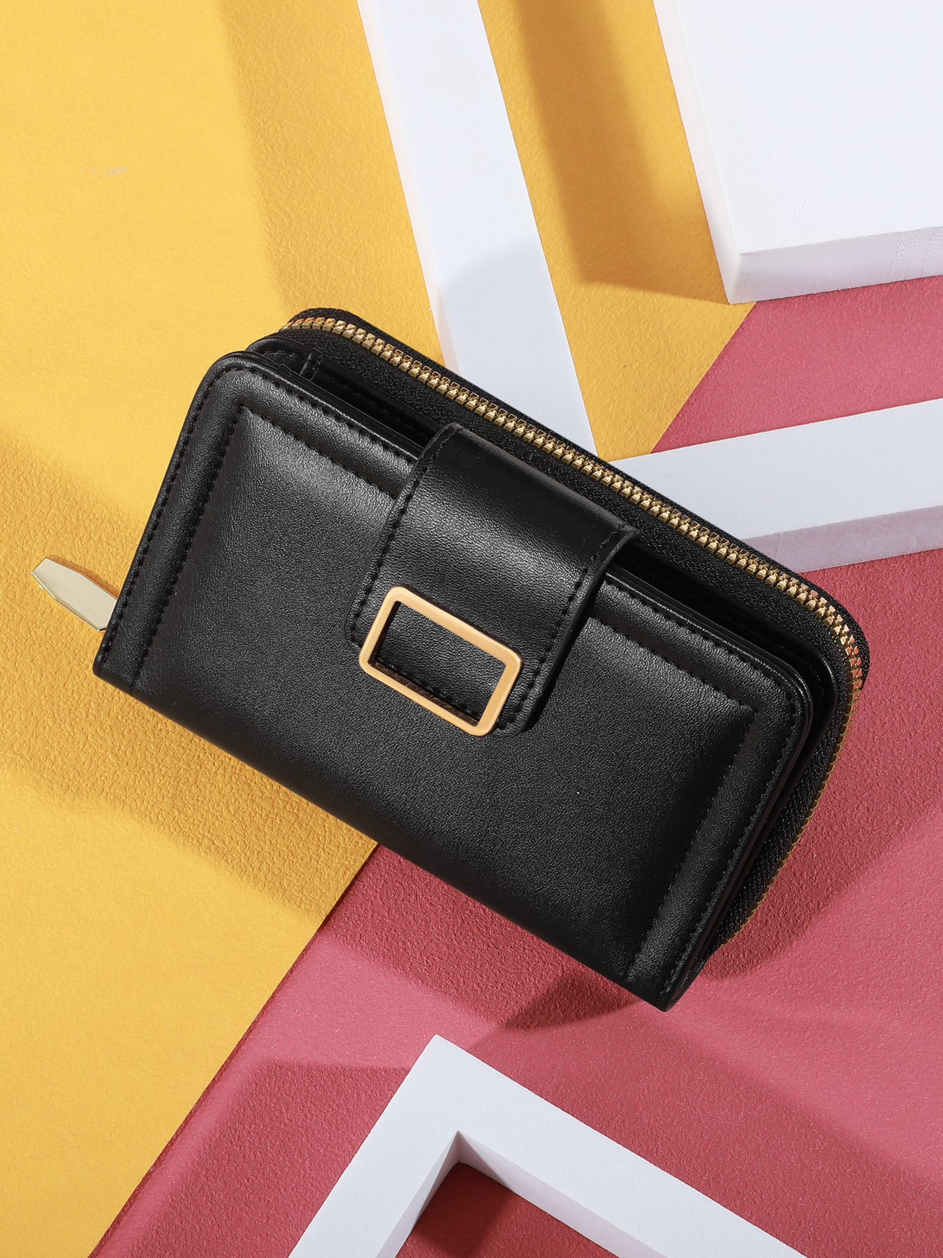 Diseño de nicho 2025 nuevas damas de verano pequeñas, frescas y exquisitas monederos plegables, carteras largas para estudiantes, carteras largas para mujeres