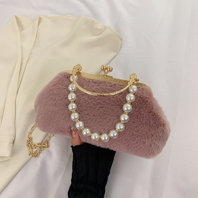 2022秋冬新款毛绒珍珠贝壳夹口包聚会旗袍晚宴包链条斜挎单肩包