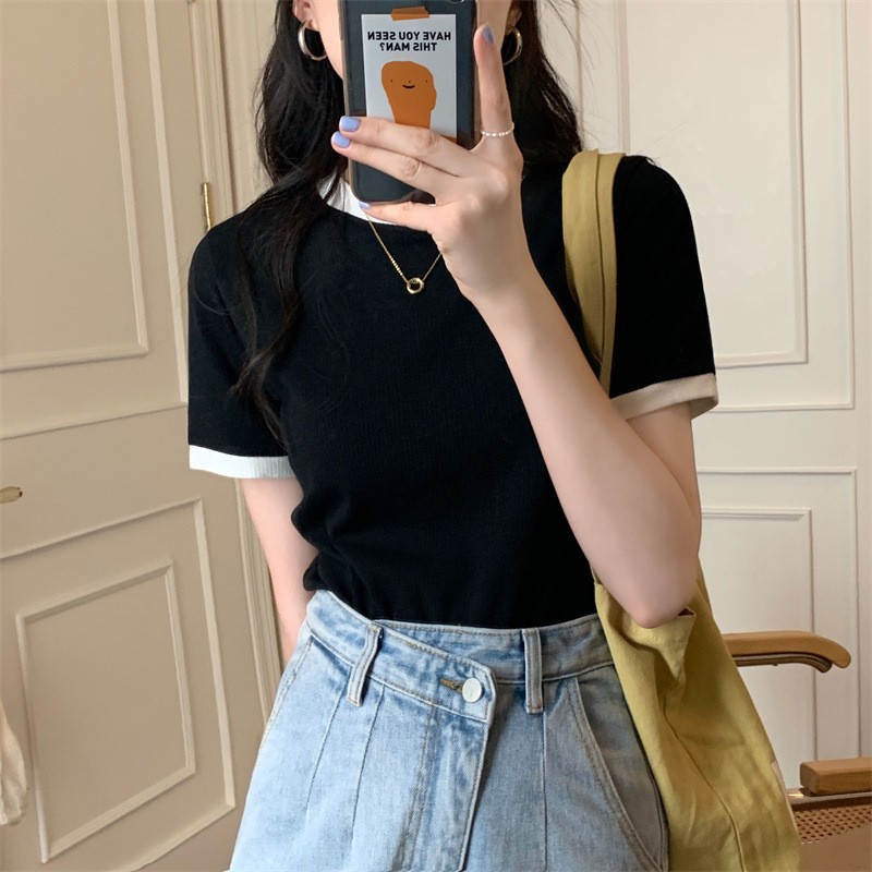 검은색