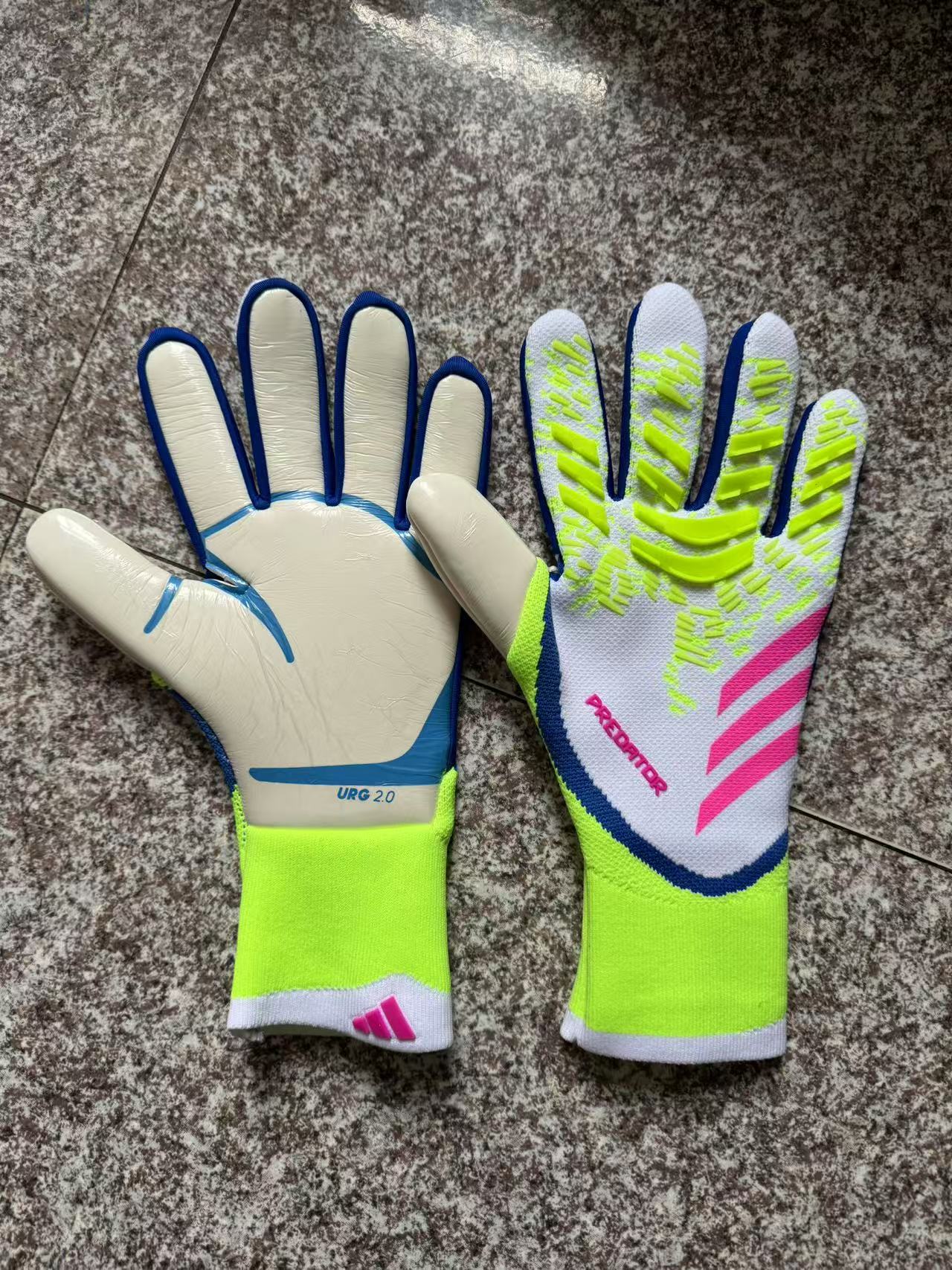 Nuevos guantes de portero de fútbol, guantes de portero de entrenamiento de competición antideslizantes gruesos de látex y resistentes al desgaste