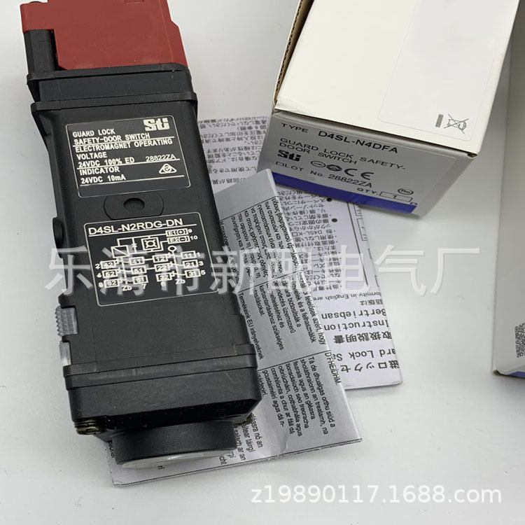 现货全新D4SL-N3NFG/N3PFG/N3QFG/N3RFG-D安全门开关质保一年