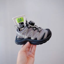 2025秋季新款童鞋男童轻便舒适运动跑步鞋韩版洋气潮款女童老爹鞋