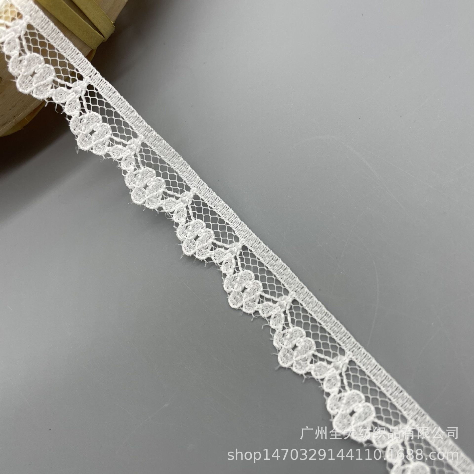 现货批发网红1.3CM台湾版好质量无弹小梅花蕾丝花边