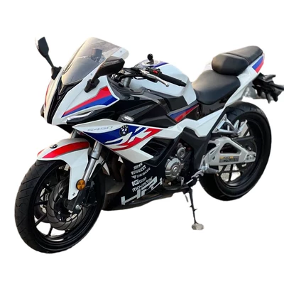 Can Be Registered, Motosikletlər