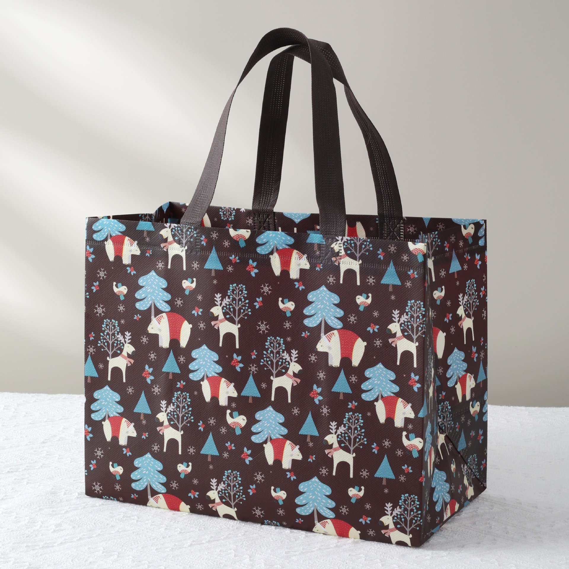 Navidad 42; alto 25 ancho 32 lado 17