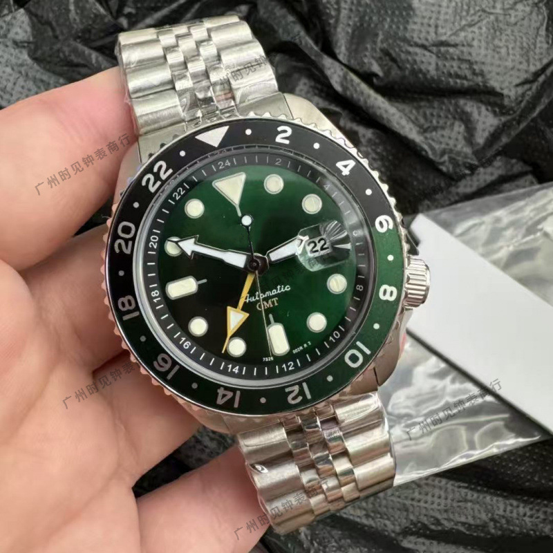 Seiko No. 5 Men's Watch Gmt Five-Row Chain Steel Strap Waterproof Mechanical Calendar Men's Watch Export Watch Ssk001K1