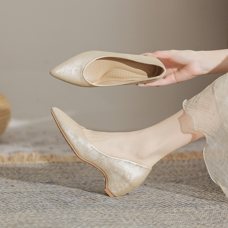 【6Cm Height Increase for Petite Individuals】2026 New French-Style High-Heeled Pointed-Toe Shallow-Mouthed Women's Shoes in New Chinese Style 【6Cm Height Increase for Petite Individuals】2026 New French-Style High-Heeled Pointed-Toe Shallow-Mouthed Women's Shoes in New Chinese Style