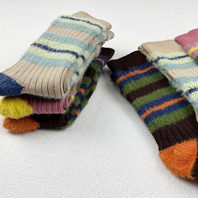 Mink velvet socks women's mid-tube socks thick line striped color matching color contrast velvet socks women's autumn and winter warm women's mid-tube socks