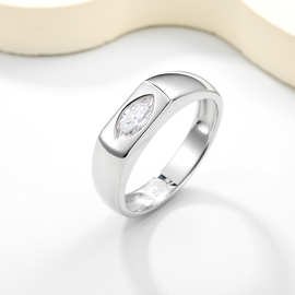 小众百搭男女款S925银镀18K白金马眼形莫桑钻简约戒指主石0.4ct