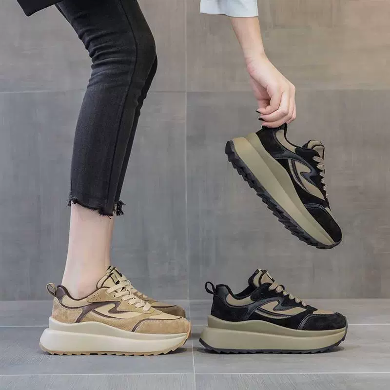 Sports footwear, universal white shoes for leisure, 2023 collection, for running