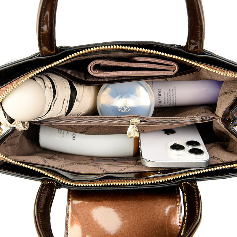 Bolso de hombro transfronterizo para mujeres 2024 nueva bolsa de almohada para mujeres bolso de atmósfera minimalista de moda bolso de madres de mediana edad