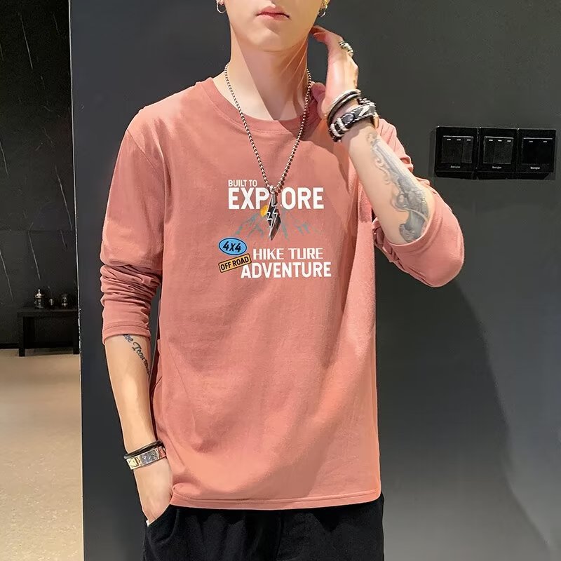 Camiseta de manga larga para hombre 2023 Otoño Nuevo estilo coreano ins camiseta suelta marca de moda casual Camisa de fondo entrega superior