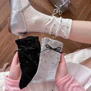 ��ɫ��Ͳ�mŮ�ļ�����͸���@�ݰ����L�z�������Y���c�m�ӶѶ��L�m