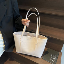 nϵ2025ĺs߼ͨŮinsСذμOӋ