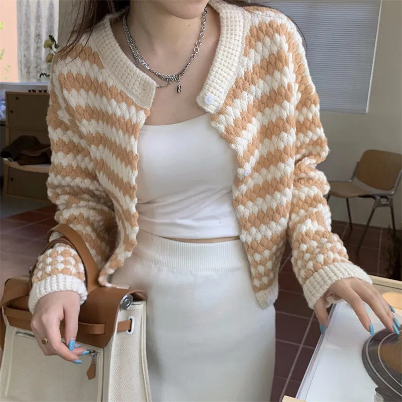 8d45e334-5556-418a-9832-8d1eb7