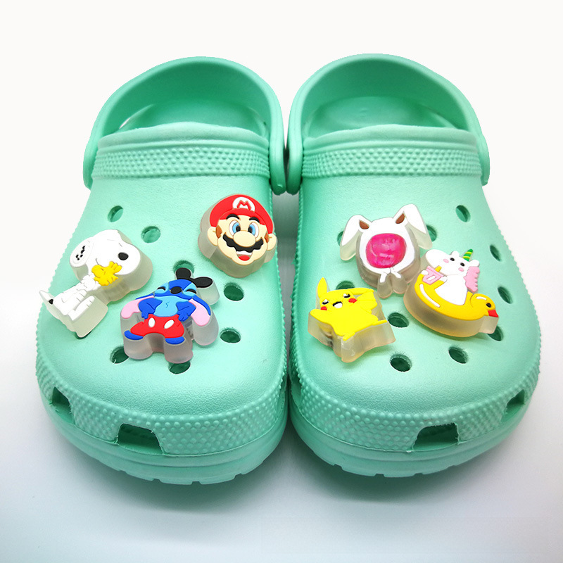 New Cave Shoes Accessories PVC Shoes Shoe Buckle LED Flashing Light Shoe Buckle Waterproof Cartoon Decorations Accessories Spot