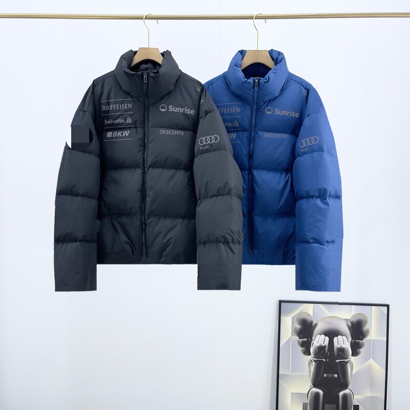 Dst Co-Branded Goose down Stand Collar down Jacket. Product Code: Qianjing0088. Place Order and Contact Customer Service