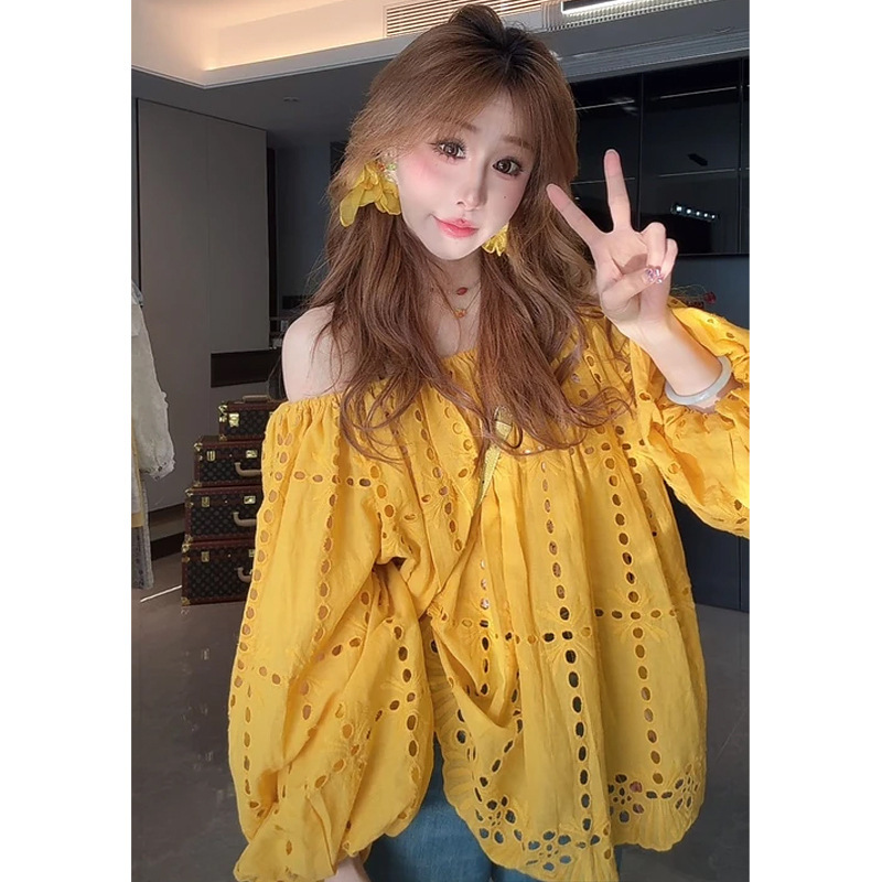 Korean Style Lace Off-Shoulder Shirt 2026 Summer New Yellow Chic Loose Hollow-Out Lantern Sleeve Top