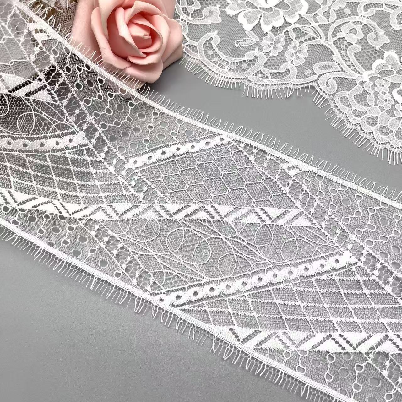 Lace white underwear for eyelashes