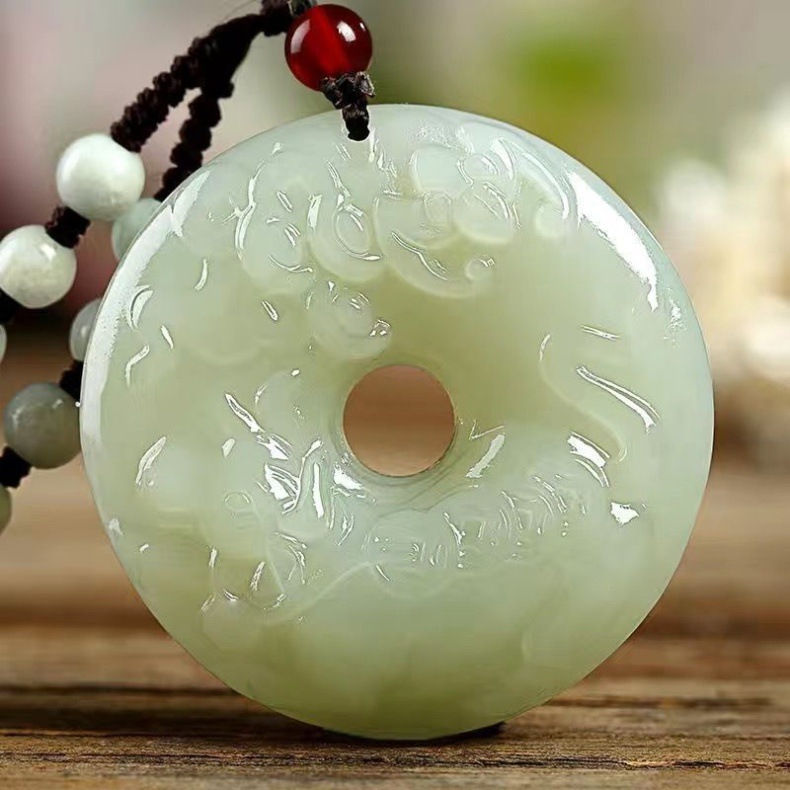 Mặt dây chuyền ngọc Hetian tự nhiên hình 12 con giáp – khóa an toàn phong thủy — Màu trắng xanh chi tiết 8