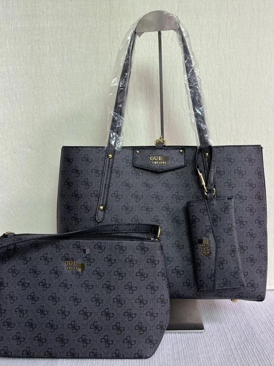 Large-Capacity Bag 2025 New Women's Bag Fashion Retro Portable Shoulder Bag Simple Versatile Commuter Tote Bag