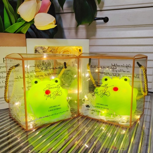 Lantern Festival stall items: glowing night lights, internet-famous gifts, children's headlamps, and tabletop lamps for street vendors