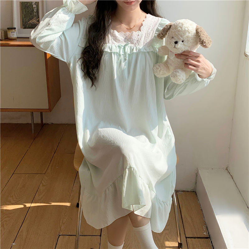 밝은 녹색