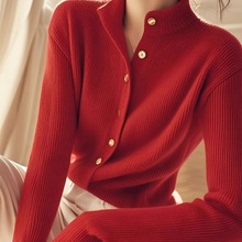 新年红半高领针织开衫女2025新款时尚复古红色打底长袖上衣