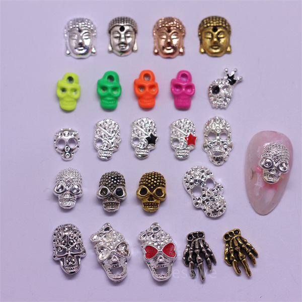 mixed metal accessory for manicure