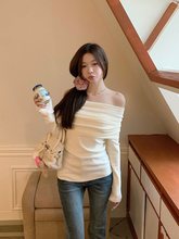 一字领修身长袖针织衫女秋季收腰显瘦打底衫气质纯色短款露肩上衣