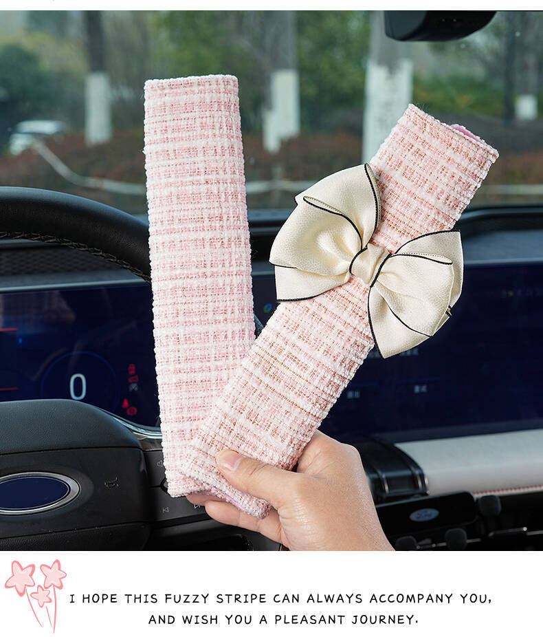 Car Seat Belt Shoulder Pads, Universal for All Seasons, Anti-Strangle Shoulder Protection Cover, Chanel-Style Car Accessories for Women