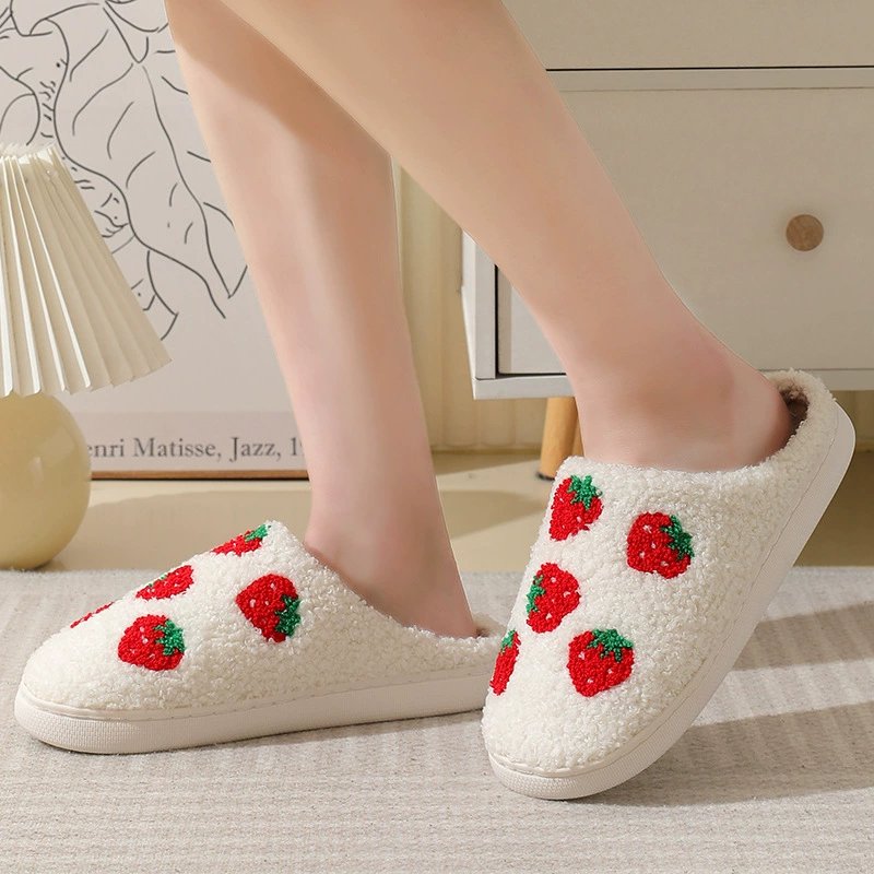Plush indoor slippers, cartoon strawberry style, unisex, sizes 36–45, warm cozy pair